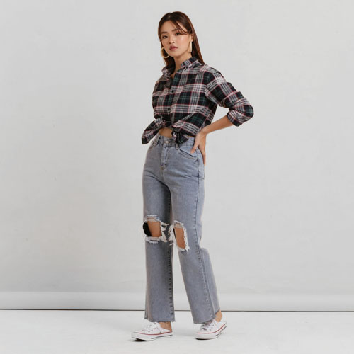 produk vierlin-Jeans 1301 - HIGHWAIST RIPPED UNFINISH JEANS